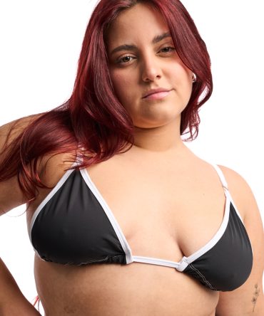 Top Clavel negro y blanco